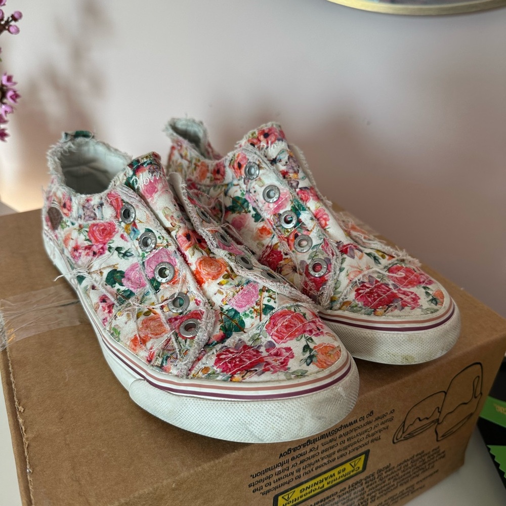 Floral Canvas Slip-On Sneakers